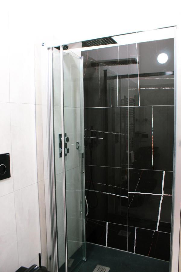 Lion Luxury Rooms Rome Exterior photo