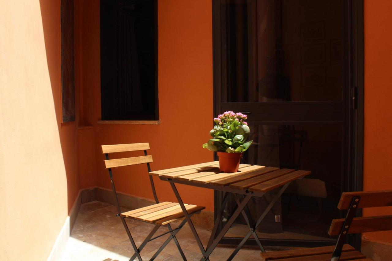Lion Luxury Rooms Rome Exterior photo